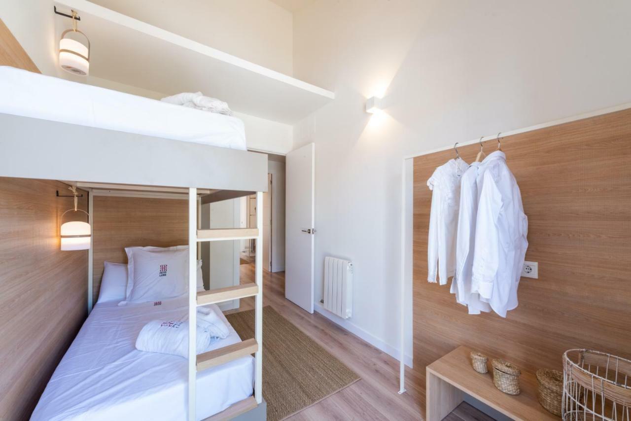 Petit Luxe Tobella Esquerra Appartement Terrassa Buitenkant foto