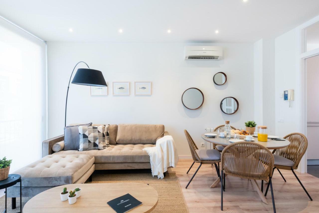 Petit Luxe Tobella Esquerra Appartement Terrassa Buitenkant foto