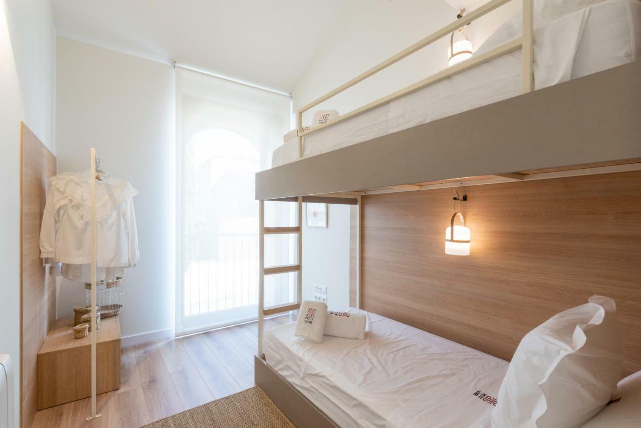 Petit Luxe Tobella Esquerra Appartement Terrassa Buitenkant foto